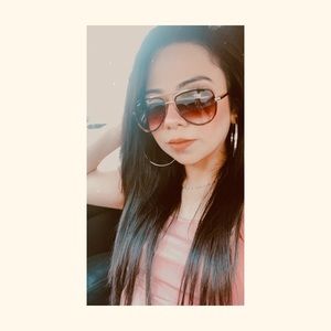 Meet your Posher, Brenda